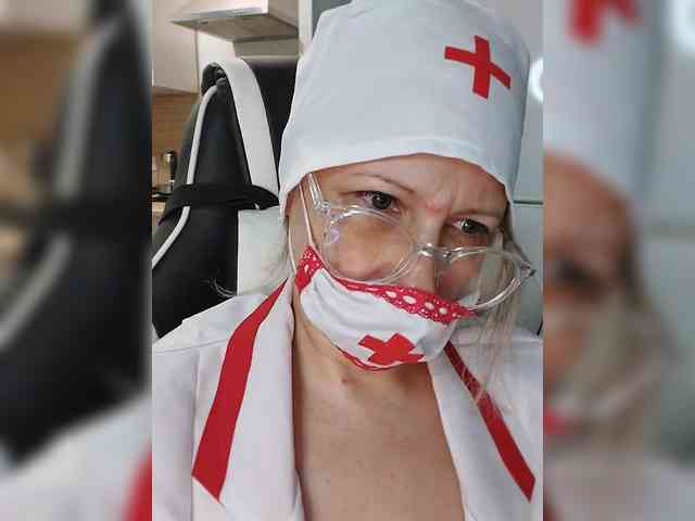 LoveSuperGerl webcam