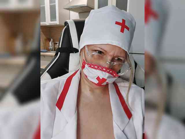 LoveSuperGerl webcam