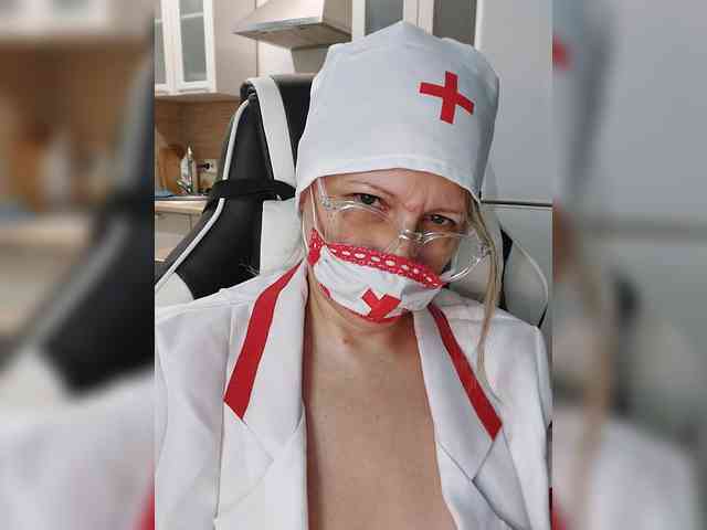 LoveSuperGerl webcam