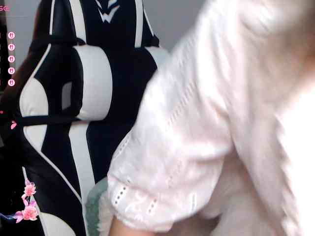 LoveSuperGerl webcam