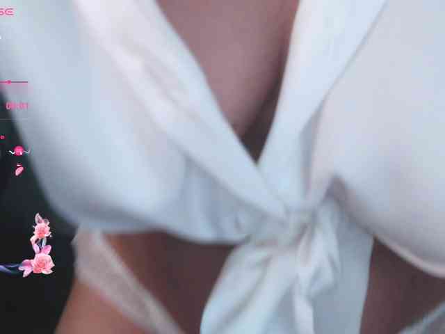 LoveSuperGerl webcam