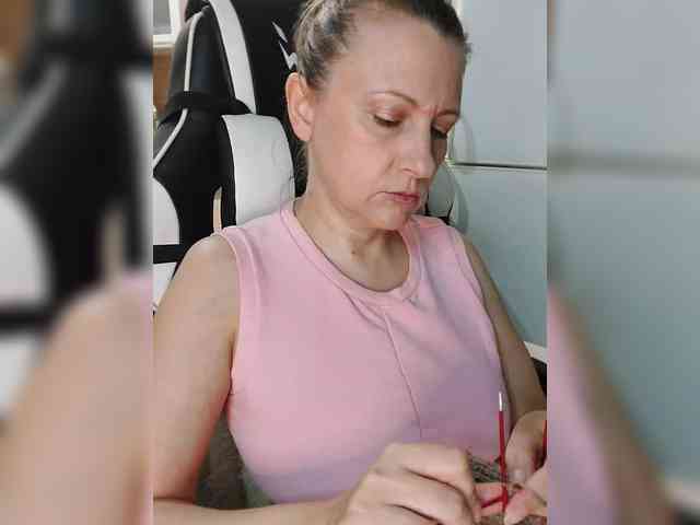 LoveSuperGerl webcam