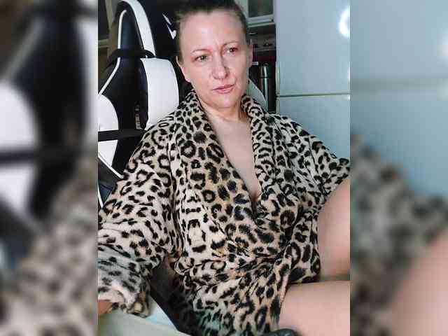 LoveSuperGerl webcam