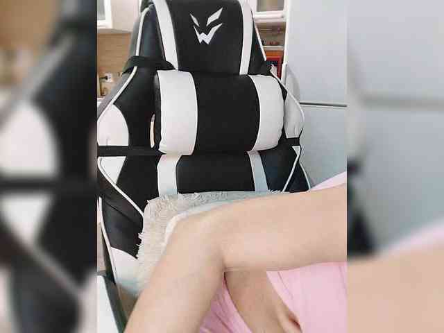 LoveSuperGerl webcam