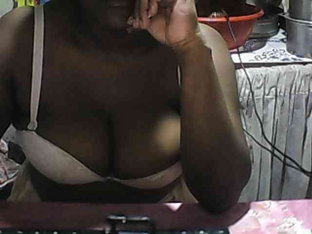 pussyblacky webcam