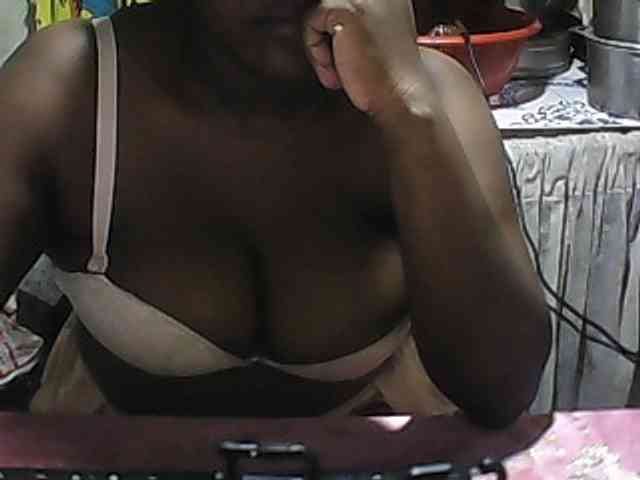 pussyblacky webcam