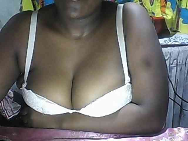 pussyblacky webcam
