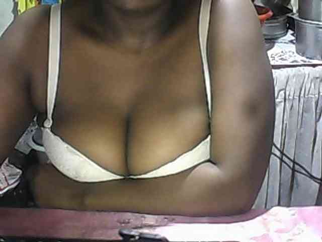 pussyblacky webcam