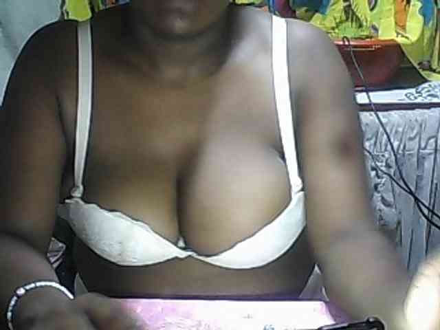 pussyblacky webcam