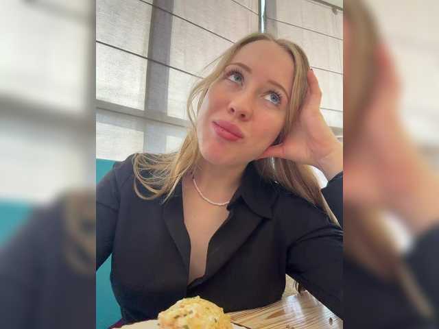 Gratis Live Sexcam mit LiiBaby LiiBaby