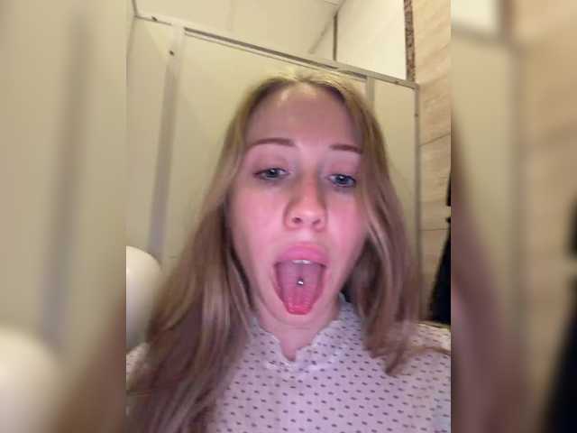 Gratis Live Sexcam mit LiiBaby LiiBaby