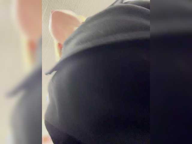 Entrez le videochat erotique avec le
modèle LiiBaby LiiBaby