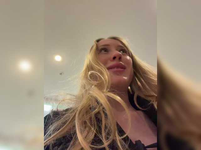 LiiBaby sohbetine git LiiBaby