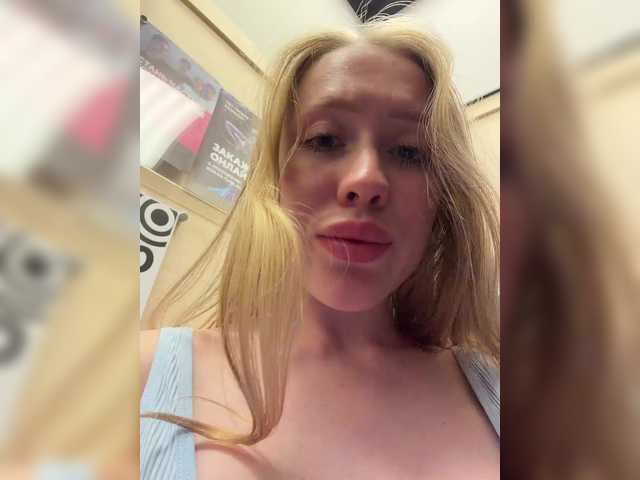 Gratis Live Sexcam mit LiiBaby LiiBaby