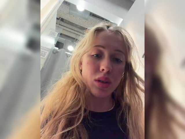 Gratis Live Sexcam mit LiiBaby LiiBaby