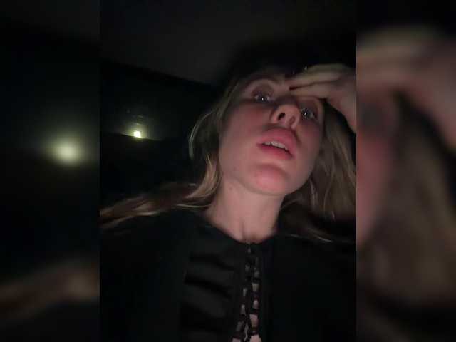 Gratis Live Sexcam mit LiiBaby LiiBaby