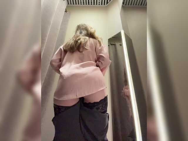 Gratis Live Sexcam mit LiiBaby LiiBaby