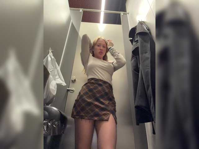 Gratis Live Sexcam mit LiiBaby LiiBaby