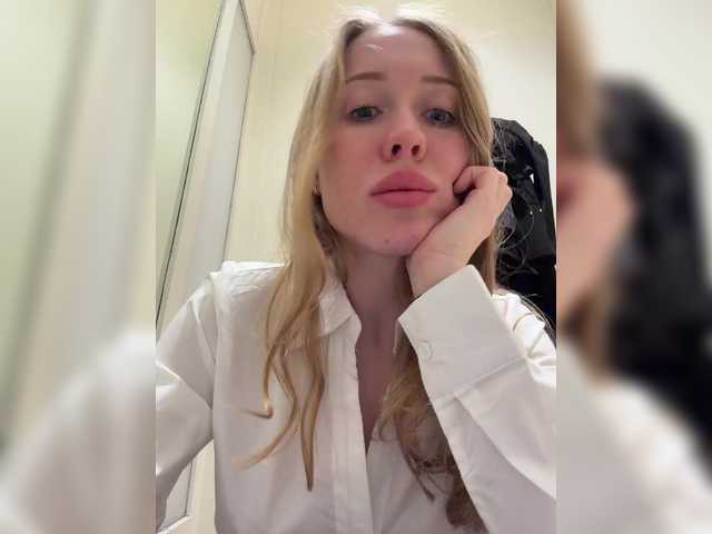 Gratis Live Sexcam mit LiiBaby LiiBaby