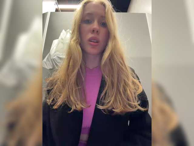 Gratis Live Sexcam mit LiiBaby LiiBaby