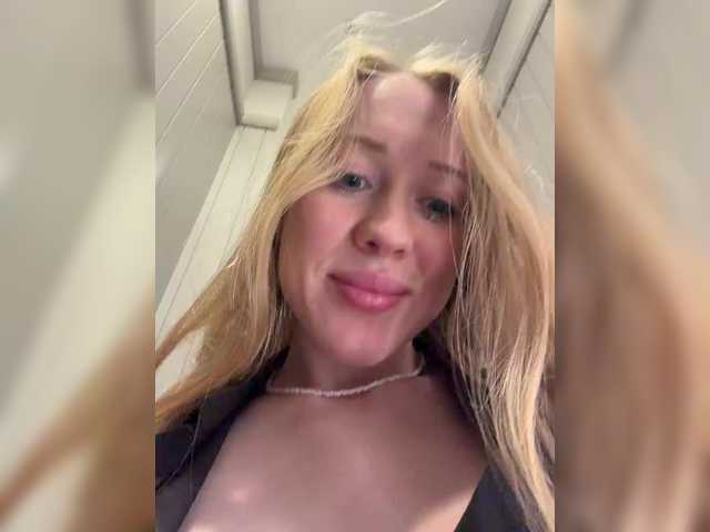 LiiBaby sohbetine git LiiBaby