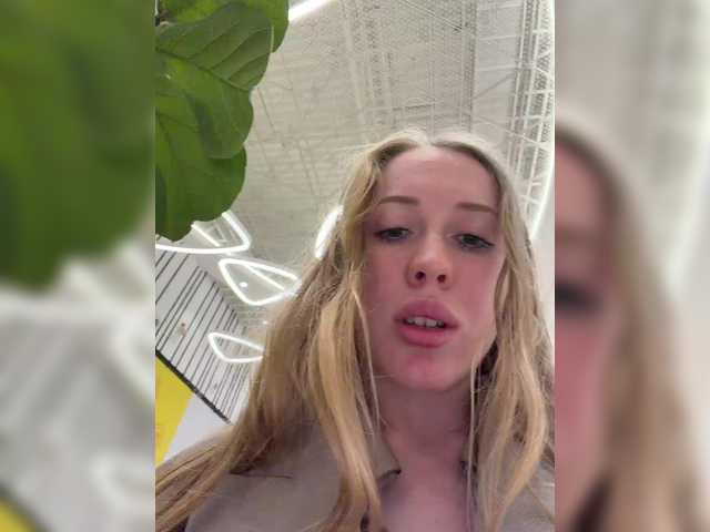 Gratis Live Sexcam mit LiiBaby LiiBaby