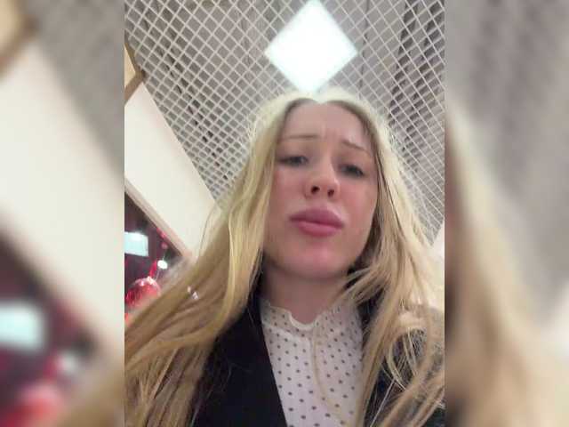 Gratis Live Sexcam mit LiiBaby LiiBaby