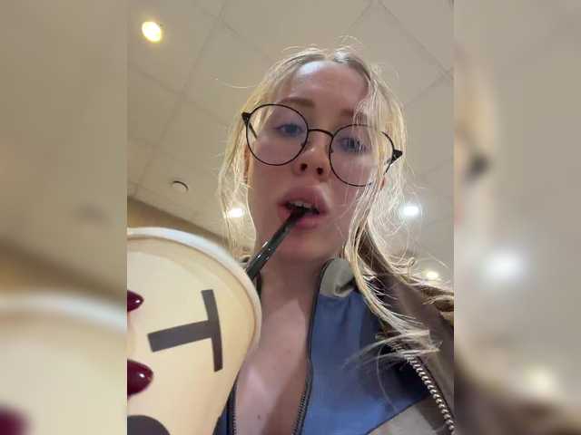 Gratis Live Sexcam mit LiiBaby LiiBaby