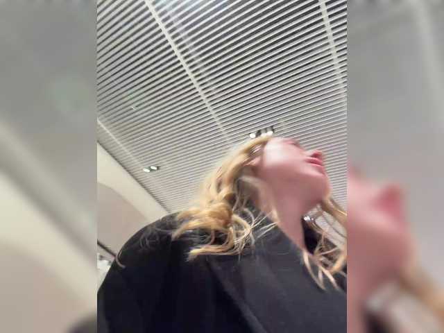 Gratis Live Sexcam mit LiiBaby LiiBaby