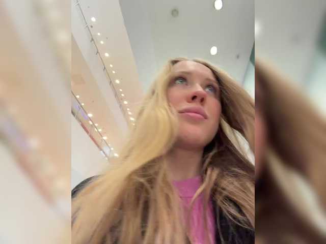 Gratis Live Sexcam mit LiiBaby LiiBaby