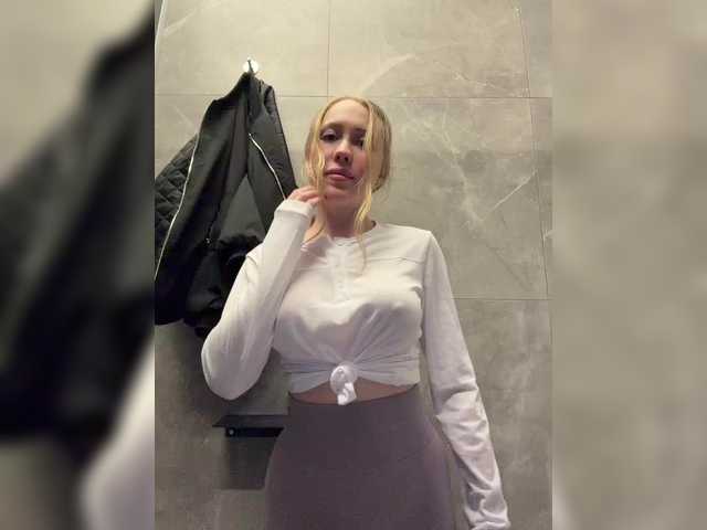 Gratis Live Sexcam mit LiiBaby LiiBaby