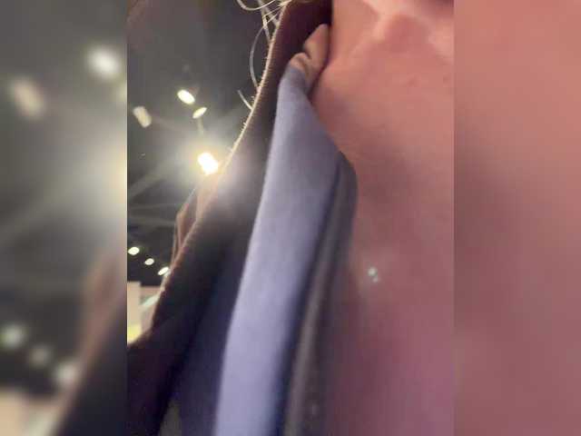 Gratis Live Sexcam mit LiiBaby LiiBaby