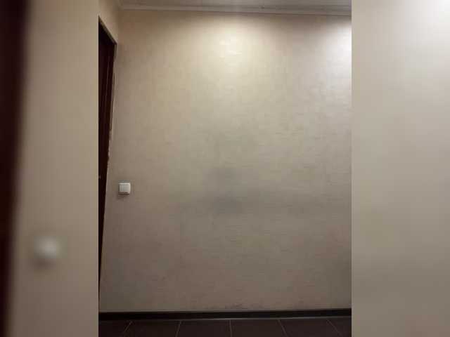 Entrez le videochat erotique avec le
modèle AHAHAC_HAXPEH_B_yHuTa3 AHAHAC_HAXPEH_B_yHuTa3