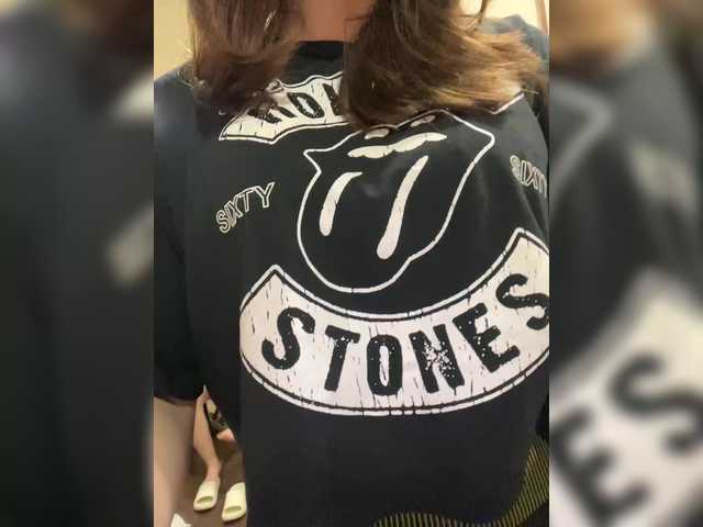 Entrez le videochat erotique avec le
modèle AHAHAC_HAXPEH_B_yHuTa3 AHAHAC_HAXPEH_B_yHuTa3