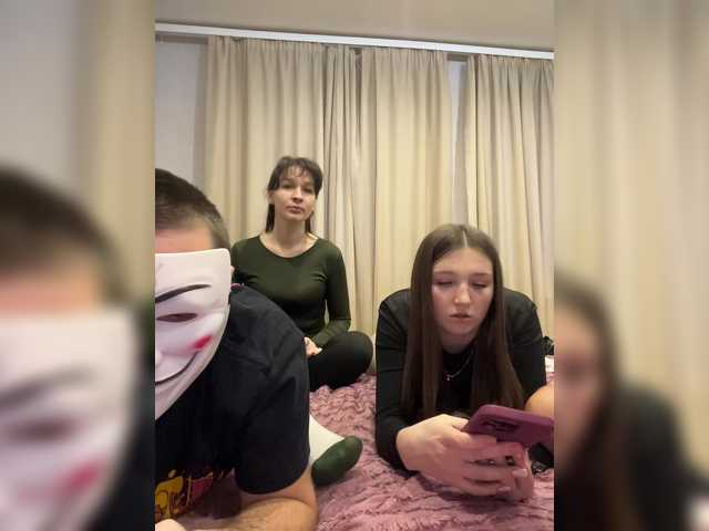 Entra en el chat con el modelo AHAHAC_HAXPEH_B_yHuTa3 AHAHAC_HAXPEH_B_yHuTa3