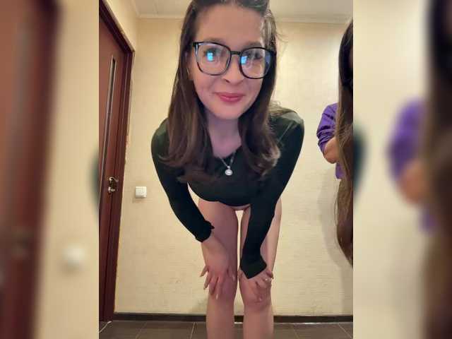 Entrez le videochat erotique avec le
modèle AHAHAC_HAXPEH_B_yHuTa3 AHAHAC_HAXPEH_B_yHuTa3