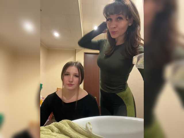 Gratis Live Sexcam mit AHAHAC_HAXPEH_B_yHuTa3 AHAHAC_HAXPEH_B_yHuTa3