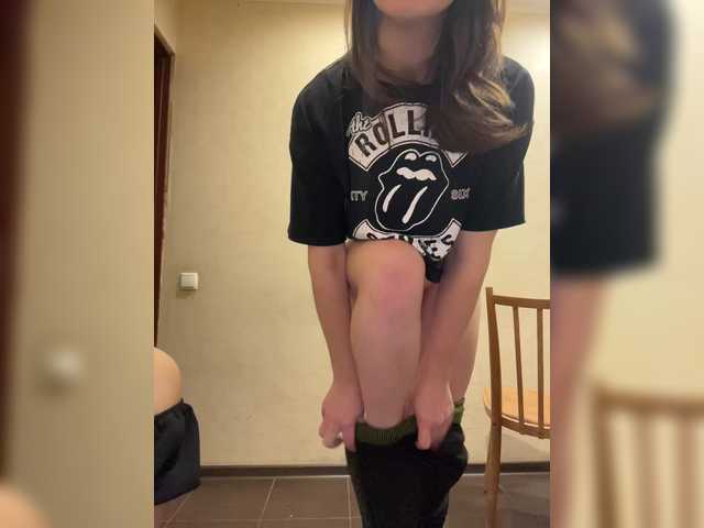 Vai a chattare su TOKEHbl_TPATb_TyT TOKEHbl_TPATb_TyT
