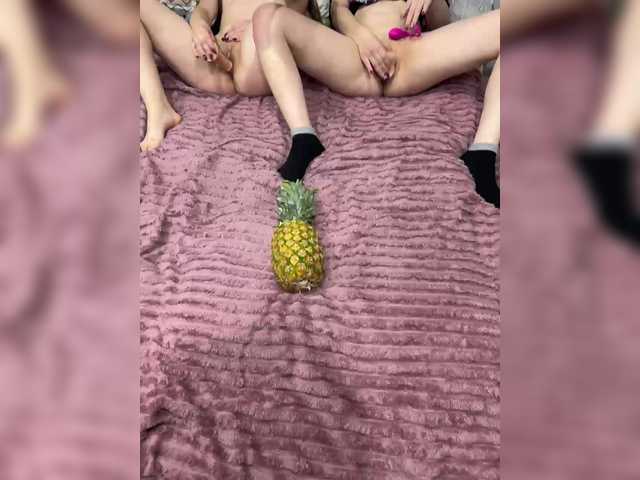 Entrez le videochat erotique avec le
modèle AHAHAC_HAXPEH_B_yHuTa3 AHAHAC_HAXPEH_B_yHuTa3