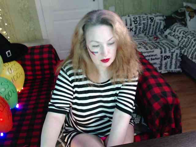 MeganIris webcam