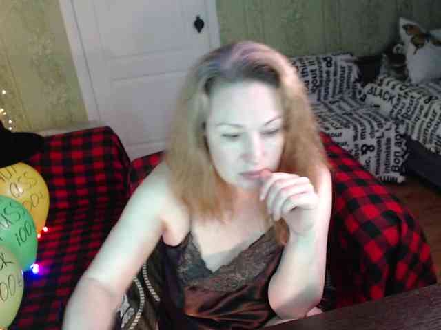 MeganIris webcam