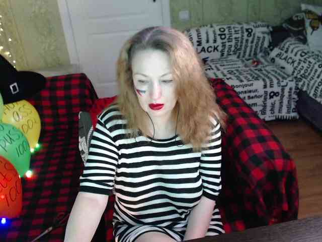 MeganIris webcam