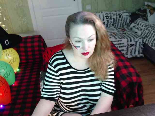 MeganIris webcam