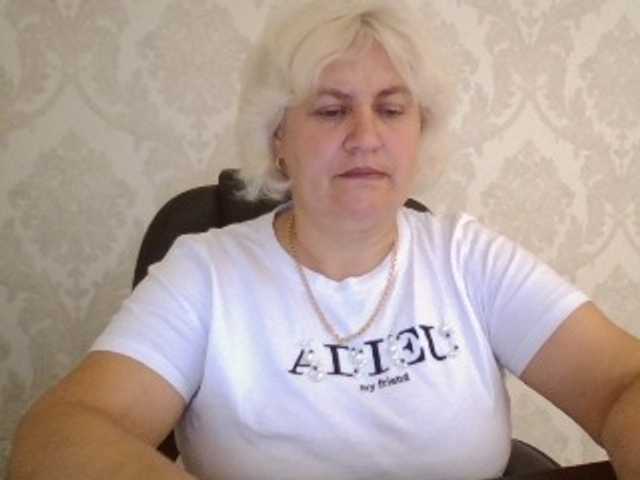 AngelaFamez webcam