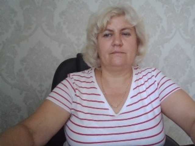 AngelaFamez webcam