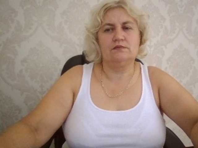 AngelaFamez webcam