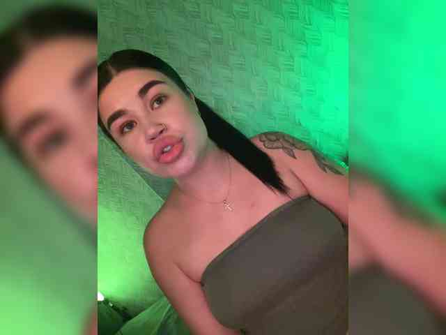 suchka-black- webcam