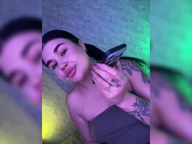 suchka-black- webcam