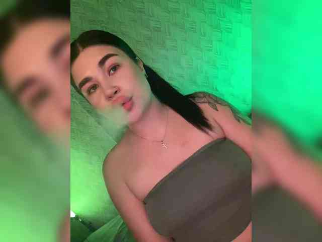 suchka-black- webcam