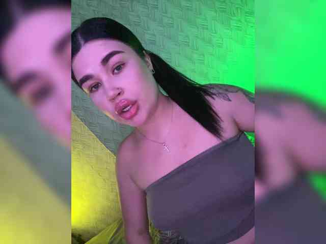 suchka-black- webcam